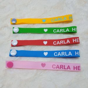 Cintas para colgar las chaquetas de los niños